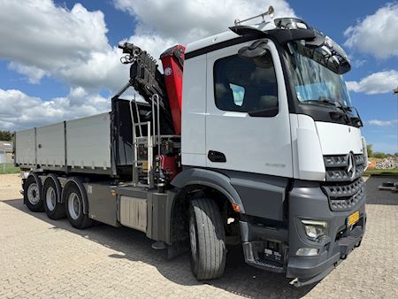 mercedes-benz_arocs_3253_hejs_kran - 2