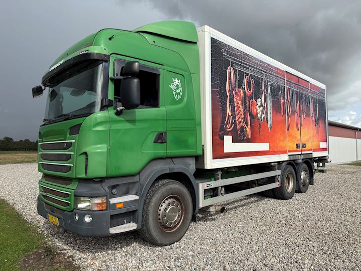 Scania R480, Fast kasse