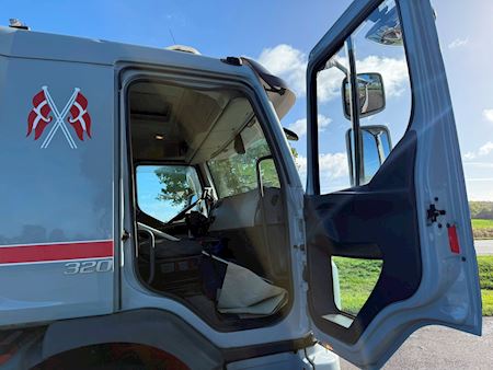 volvo_fe320_hmf1520_kran - 11